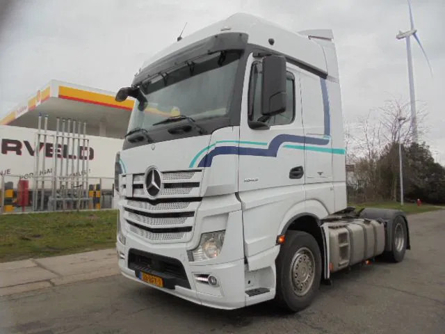 Mercedes-Benz Actros 1943 LS - Tahač: obrázek 1 Mercedes-Benz Actros 1943 LS - Tahač: obrázek 1
