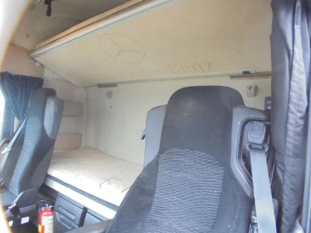 Tahač Mercedes-Benz Actros 1943 LS: obrázek 8 Tahač Mercedes-Benz Actros 1943 LS: obrázek 8