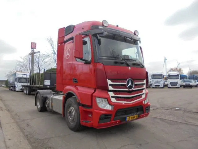 Mercedes-Benz Actros 2543 6X2 + HYDRAULIC - Tahač: obrázek 3 Mercedes-Benz Actros 2543 6X2 + HYDRAULIC - Tahač: obrázek 3