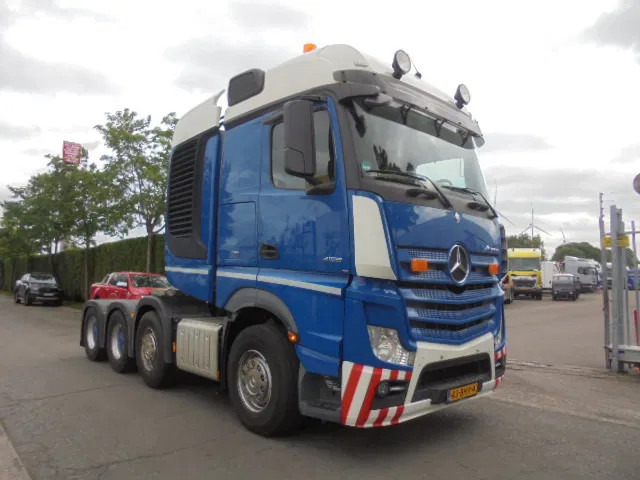 Mercedes-Benz Actros 4158 8X4 NL KENTEKEN - Tahač: obrázek 3 Mercedes-Benz Actros 4158 8X4 NL KENTEKEN - Tahač: obrázek 3