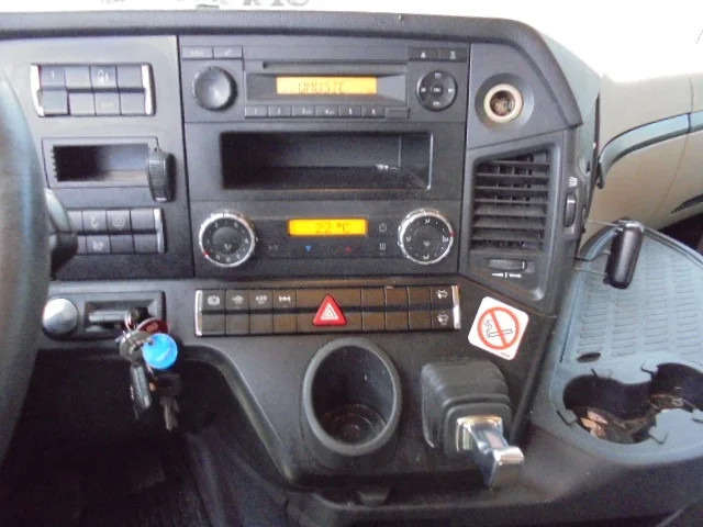Tahač Mercedes-Benz Actros: obrázek 15