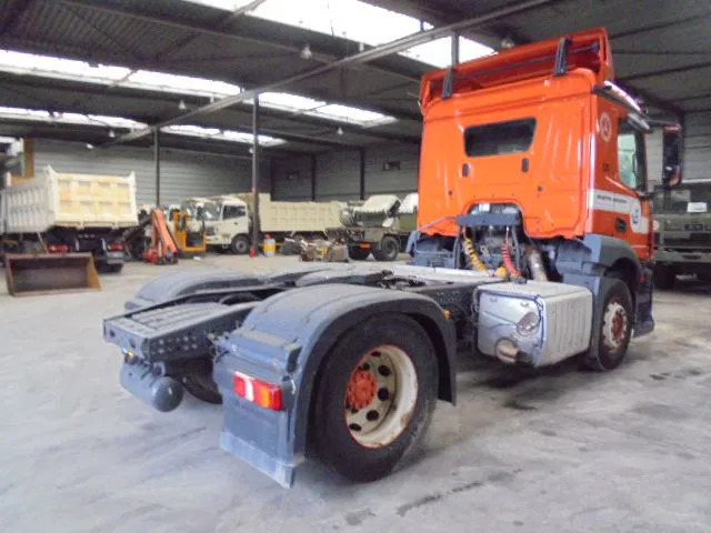 Mercedes-Benz Antos 1832 CABINE SCHADE FOR PARTS - Tahač: obrázek 5 Mercedes-Benz Antos 1832 CABINE SCHADE FOR PARTS - Tahač: obrázek 5