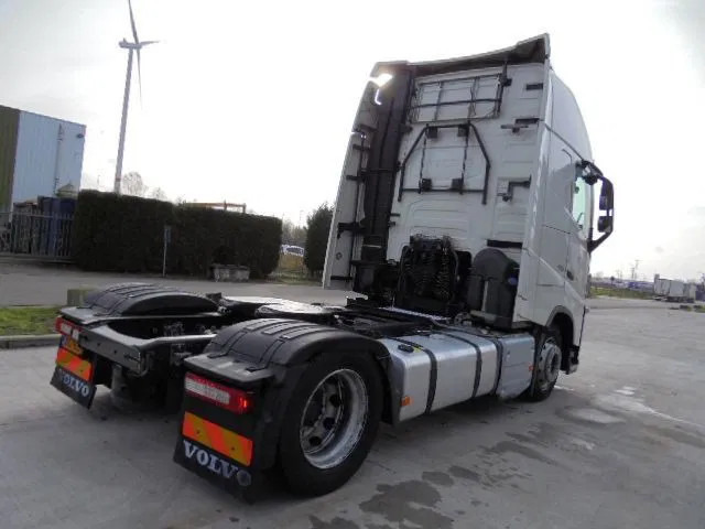 Volvo FH 420 MEGA NL TRUCK APK /TUV 01-05-2026 - Tahač: obrázek 5 Volvo FH 420 MEGA NL TRUCK APK /TUV 01-05-2026 - Tahač: obrázek 5
