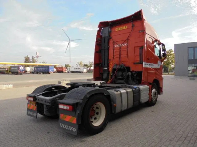 Volvo FH 460 - Tahač: obrázek 4 Volvo FH 460 - Tahač: obrázek 4
