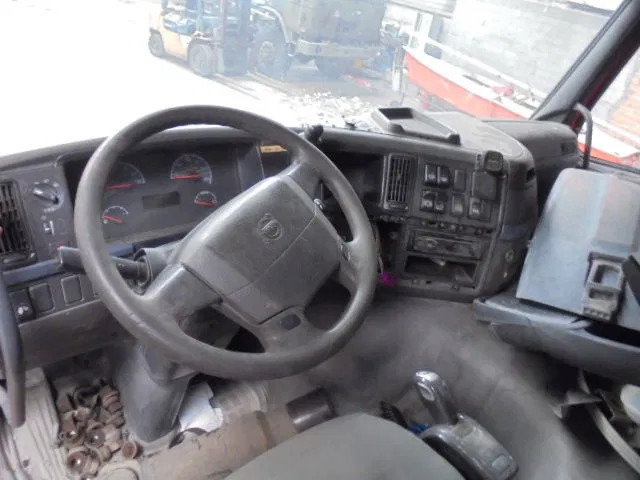 Tahač Volvo FM 380 ENGINE NOT OK ONLY PARTS NL TRUCK: obrázek 11 Tahač Volvo FM 380 ENGINE NOT OK ONLY PARTS NL TRUCK: obrázek 11