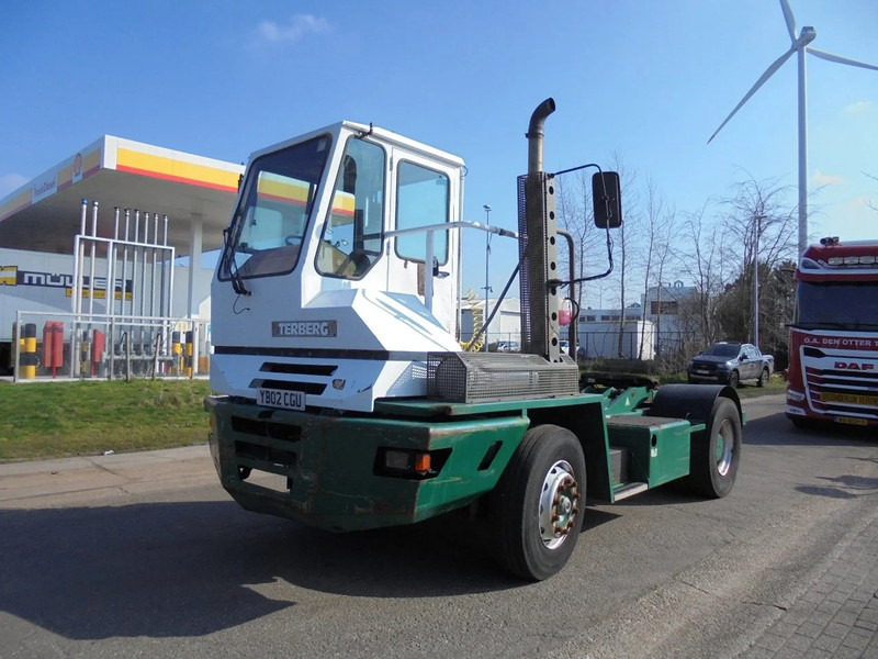 Terberg YT 180 - Terminálový traktor: obrázek 1 Terberg YT 180 - Terminálový traktor: obrázek 1