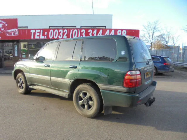 Toyota Land Cruiser - Osobní auto: obrázek 5 Toyota Land Cruiser - Osobní auto: obrázek 5