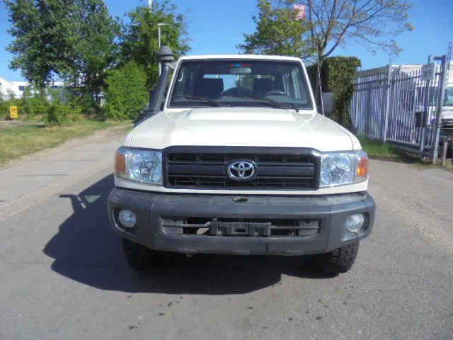 Toyota Land Cruiser HJ79L 4X4 CREWCAB PICKUP EXPORT OUTSIDE EU ONLY - Pick-up: obrázek 2 Toyota Land Cruiser HJ79L 4X4 CREWCAB PICKUP EXPORT OUTSIDE EU ONLY - Pick-up: obrázek 2