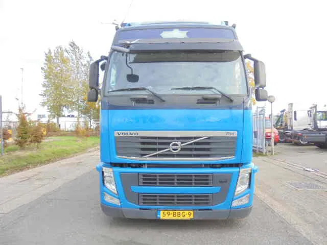 Volvo FH 420 6X2 NL TRUCK - Plachtový nákladní auto: obrázek 2 Volvo FH 420 6X2 NL TRUCK - Plachtový nákladní auto: obrázek 2