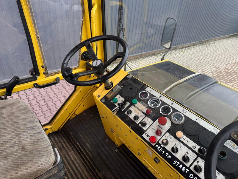 Kombinovaný válec Bomag BW 161 AC: obrázek 8