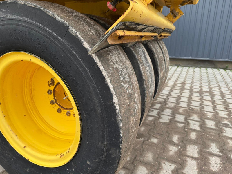 Kombinovaný válec Bomag BW 161 AC: obrázek 10