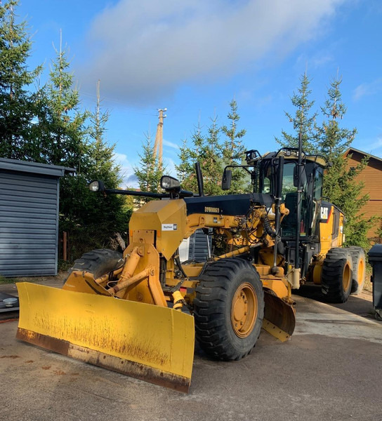 Caterpillar 120 M 6x6 - Grejdr: obrázek 1 Caterpillar 120 M 6x6 - Grejdr: obrázek 1