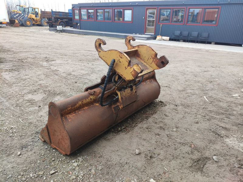 Caterpillar 315 bucket - Lžíce: obrázek 3 Caterpillar 315 bucket - Lžíce: obrázek 3