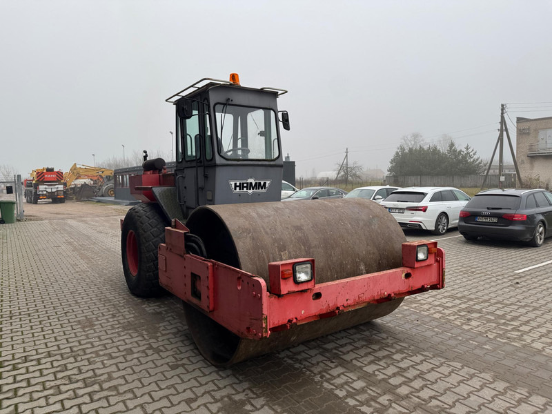Hamm 2411 - Válec: obrázek 2 Hamm 2411 - Válec: obrázek 2