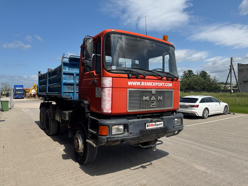MAN 26.302, 6x6 - Sklápěč: obrázek 2 MAN 26.302, 6x6 - Sklápěč: obrázek 2