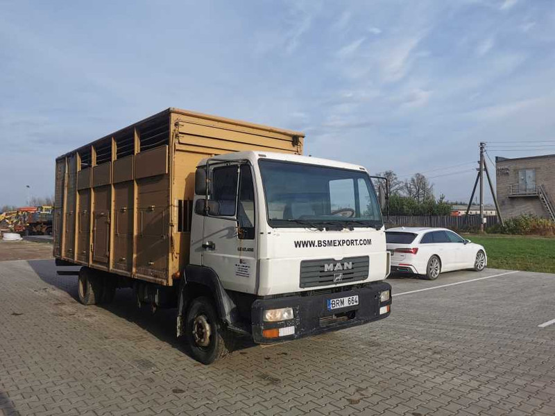 MAN LE 12.189 livestock truck - Přepravník zvířat: obrázek 3 MAN LE 12.189 livestock truck - Přepravník zvířat: obrázek 3