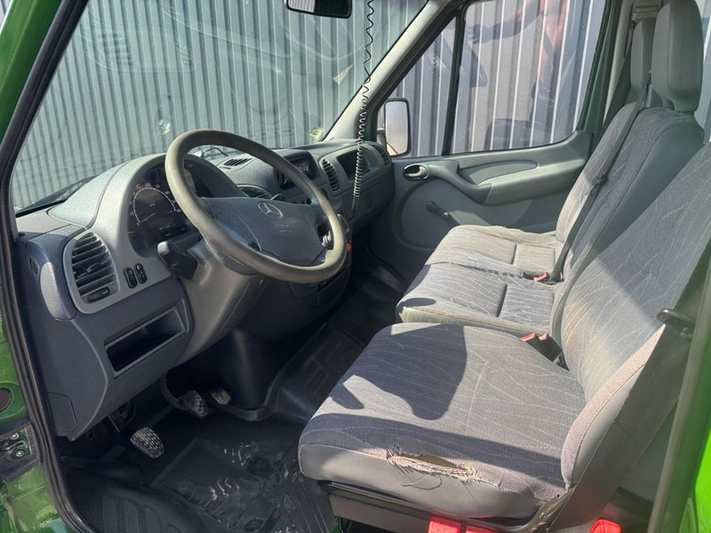 Mercedes-Benz Sprinter 313 - Dodávka valník: obrázek 5 Mercedes-Benz Sprinter 313 - Dodávka valník: obrázek 5