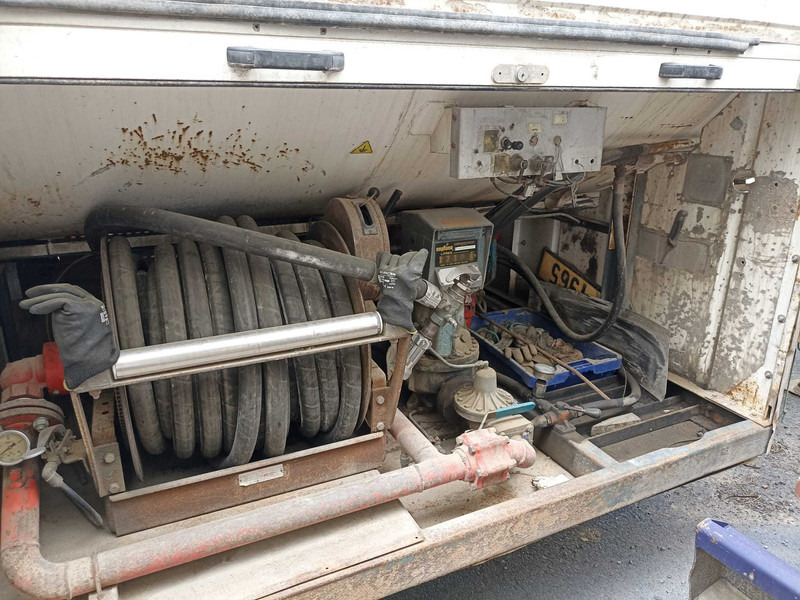 ACERBI Eurotechnika 41490 Spring-Spring. gas tank trailer - Návěs: obrázek 4 ACERBI Eurotechnika 41490 Spring-Spring. gas tank trailer - Návěs: obrázek 4