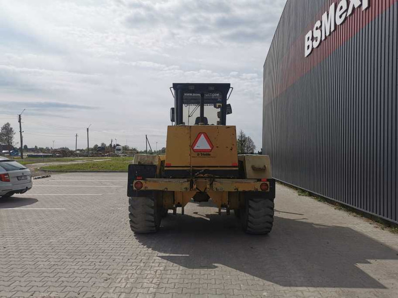 O & K F206 6x6 - Grejdr: obrázek 5 O & K F206 6x6 - Grejdr: obrázek 5