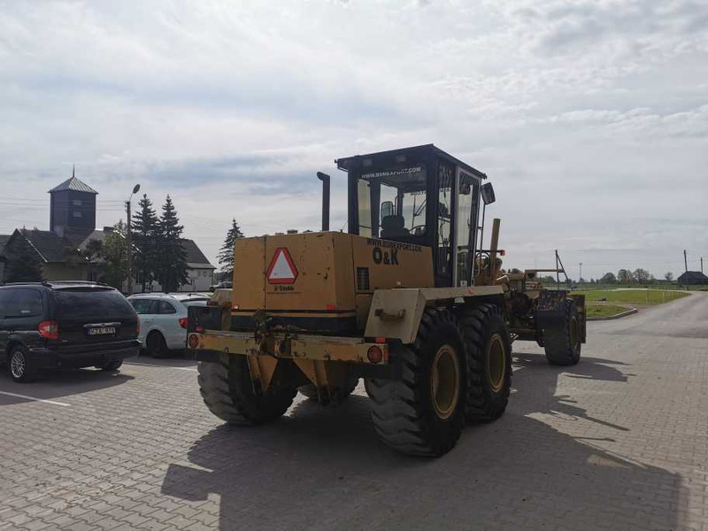 O & K F206 6x6 - Grejdr: obrázek 4 O & K F206 6x6 - Grejdr: obrázek 4