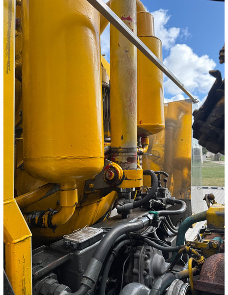 Čistič odpadových jam Scania 113.320 vacuum truck: obrázek 17