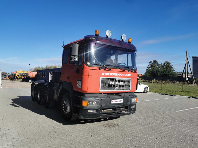 MAN 41.463 Heaby duty tractor unit 8x4 - Tahač: obrázek 4 MAN 41.463 Heaby duty tractor unit 8x4 - Tahač: obrázek 4