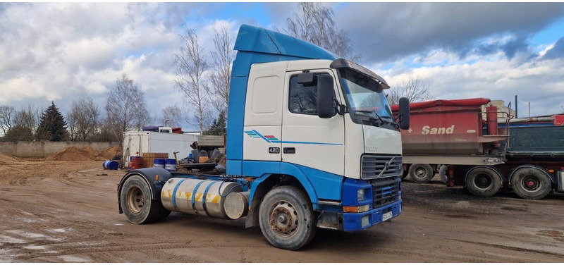 Volvo FH 12.420 - Tahač: obrázek 2 Volvo FH 12.420 - Tahač: obrázek 2