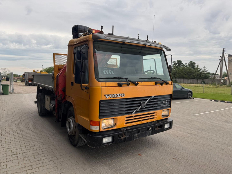 Volvo FL 10 + Palfinger PK 105 B - 3 - Sklápěč, Auto s hydraulickou rukou: obrázek 2 Volvo FL 10 + Palfinger PK 105 B - 3 - Sklápěč, Auto s hydraulickou rukou: obrázek 2