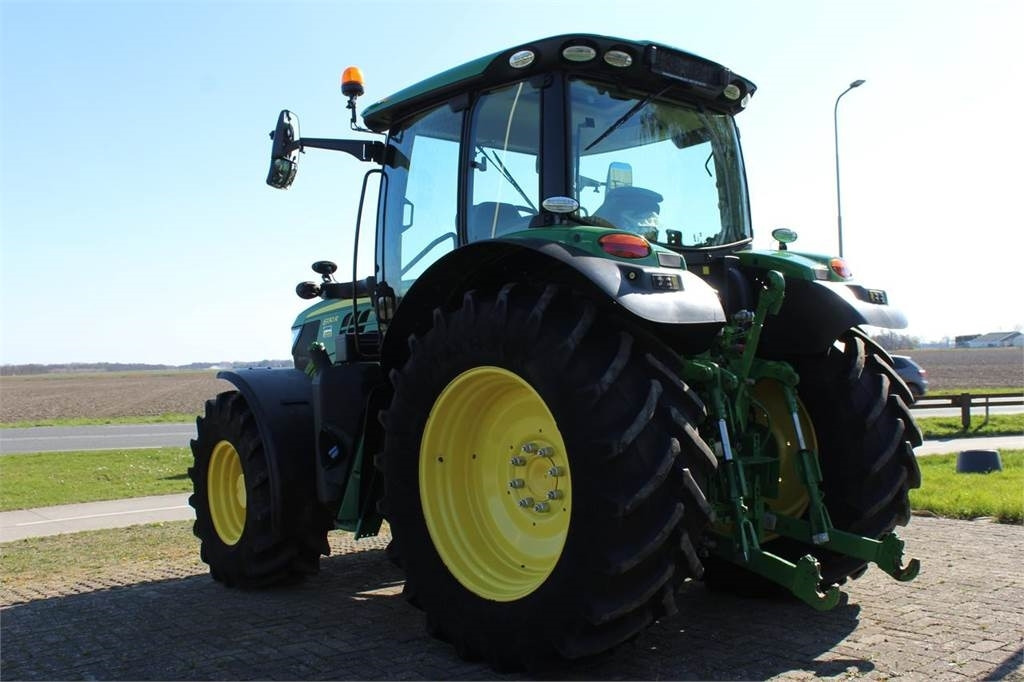 John Deere 6130R - Traktor: obrázek 4 John Deere 6130R - Traktor: obrázek 4