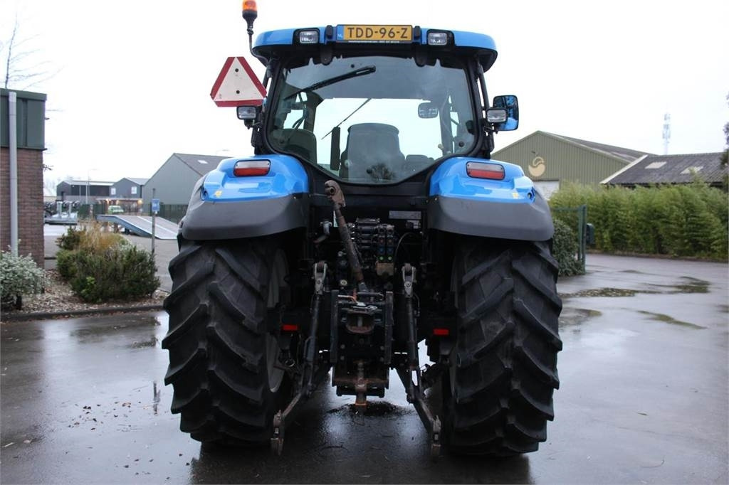 New Holland T6010 Plus - Traktor: obrázek 5 New Holland T6010 Plus - Traktor: obrázek 5