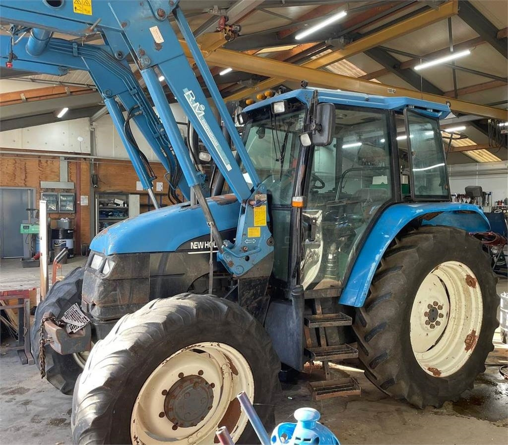 New Holland TS 90 - Traktor: obrázek 1 New Holland TS 90 - Traktor: obrázek 1