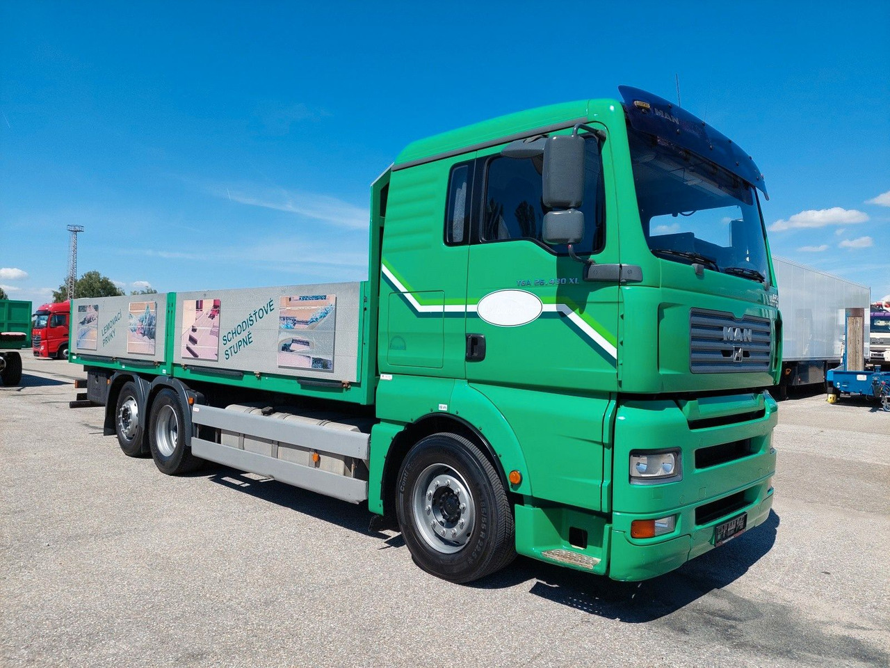 MAN TGA 26.430 LL 6x2-2 - Nákladní automobil valníkový/ Plošinový: obrázek 2 MAN TGA 26.430 LL 6x2-2 - Nákladní automobil valníkový/ Plošinový: obrázek 2