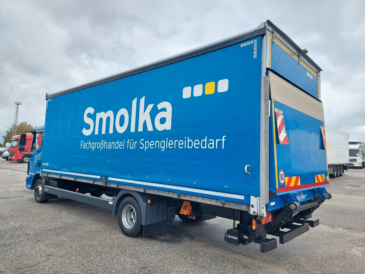 MAN TGL 12.250 BL 4x2 - Plachtový nákladní auto: obrázek 3 MAN TGL 12.250 BL 4x2 - Plachtový nákladní auto: obrázek 3