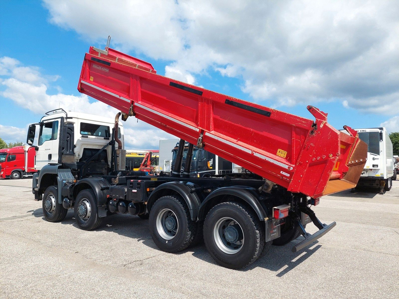 MAN TGS 35.460 BB Meiller Bordmatik 8x6 - Sklápěč: obrázek 3 MAN TGS 35.460 BB Meiller Bordmatik 8x6 - Sklápěč: obrázek 3