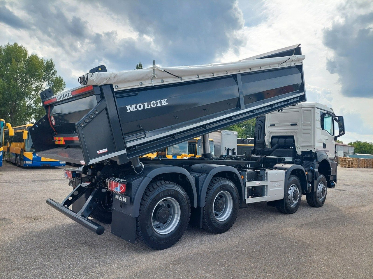 MAN TGS 41.520 8X6 BB CH - Sklápěč: obrázek 4 MAN TGS 41.520 8X6 BB CH - Sklápěč: obrázek 4