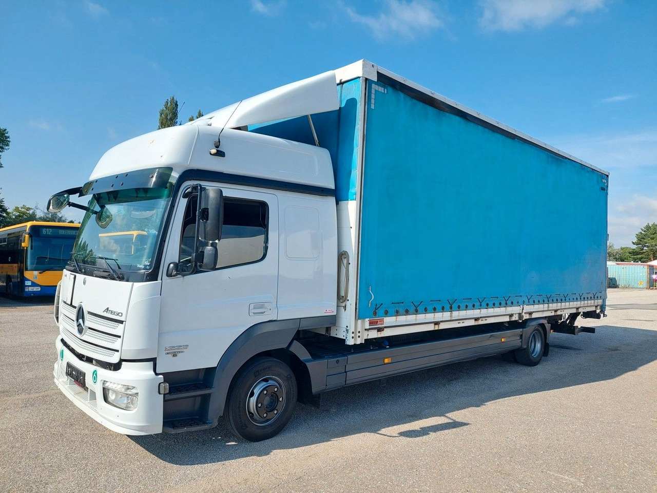 Mercedes-Benz Atego 1223 L/NR - Plachtový nákladní auto: obrázek 1 Mercedes-Benz Atego 1223 L/NR - Plachtový nákladní auto: obrázek 1