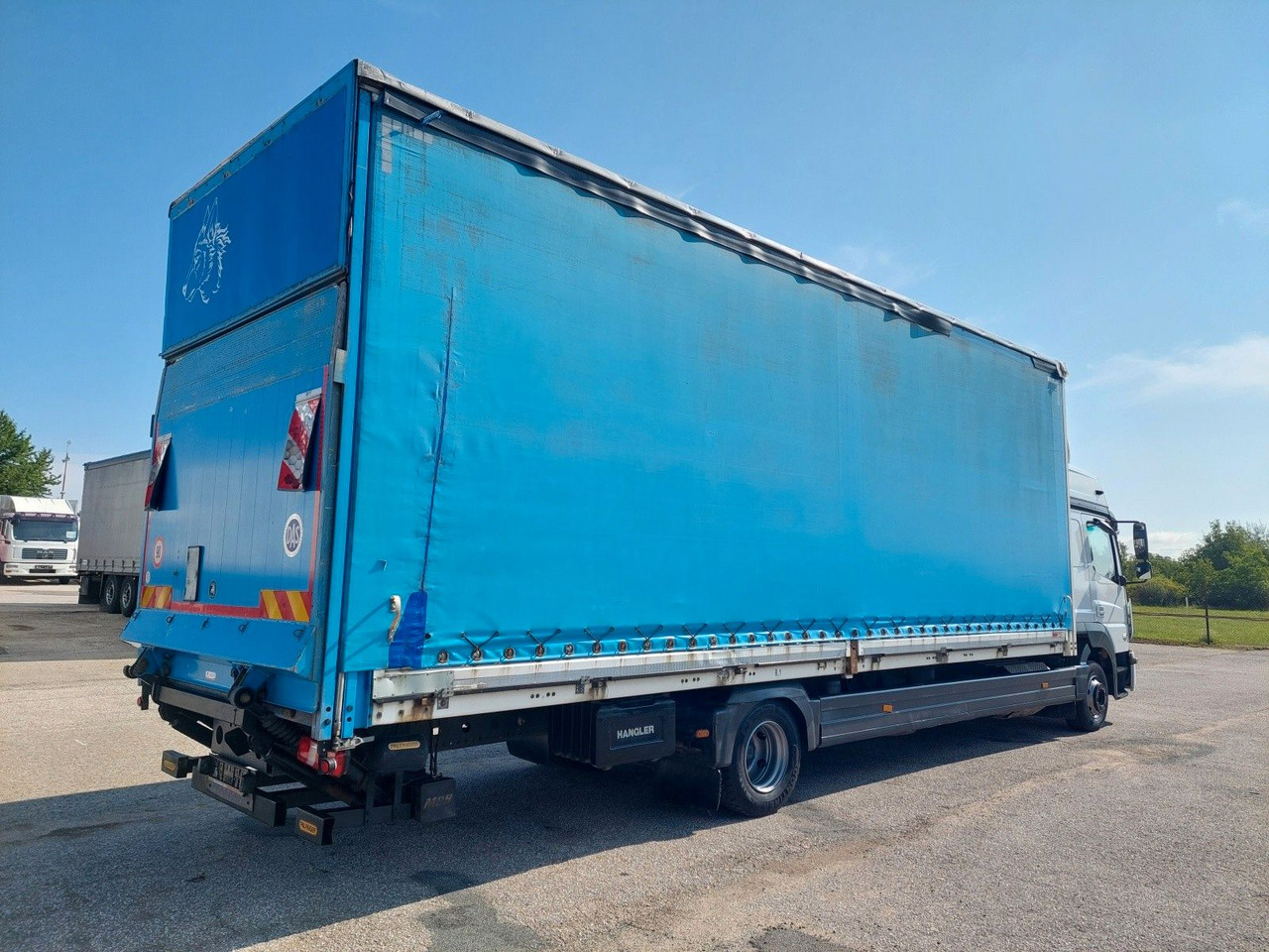 Mercedes-Benz Atego 1223 L/NR - Plachtový nákladní auto: obrázek 4 Mercedes-Benz Atego 1223 L/NR - Plachtový nákladní auto: obrázek 4