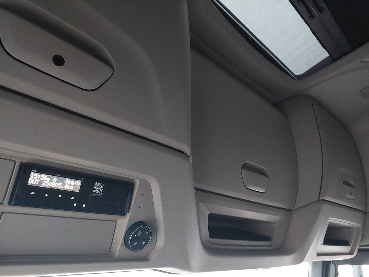 Iveco AS440ST/FP LT leasing Iveco AS440ST/FP LT: obrázek 29 Iveco AS440ST/FP LT leasing Iveco AS440ST/FP LT: obrázek 29