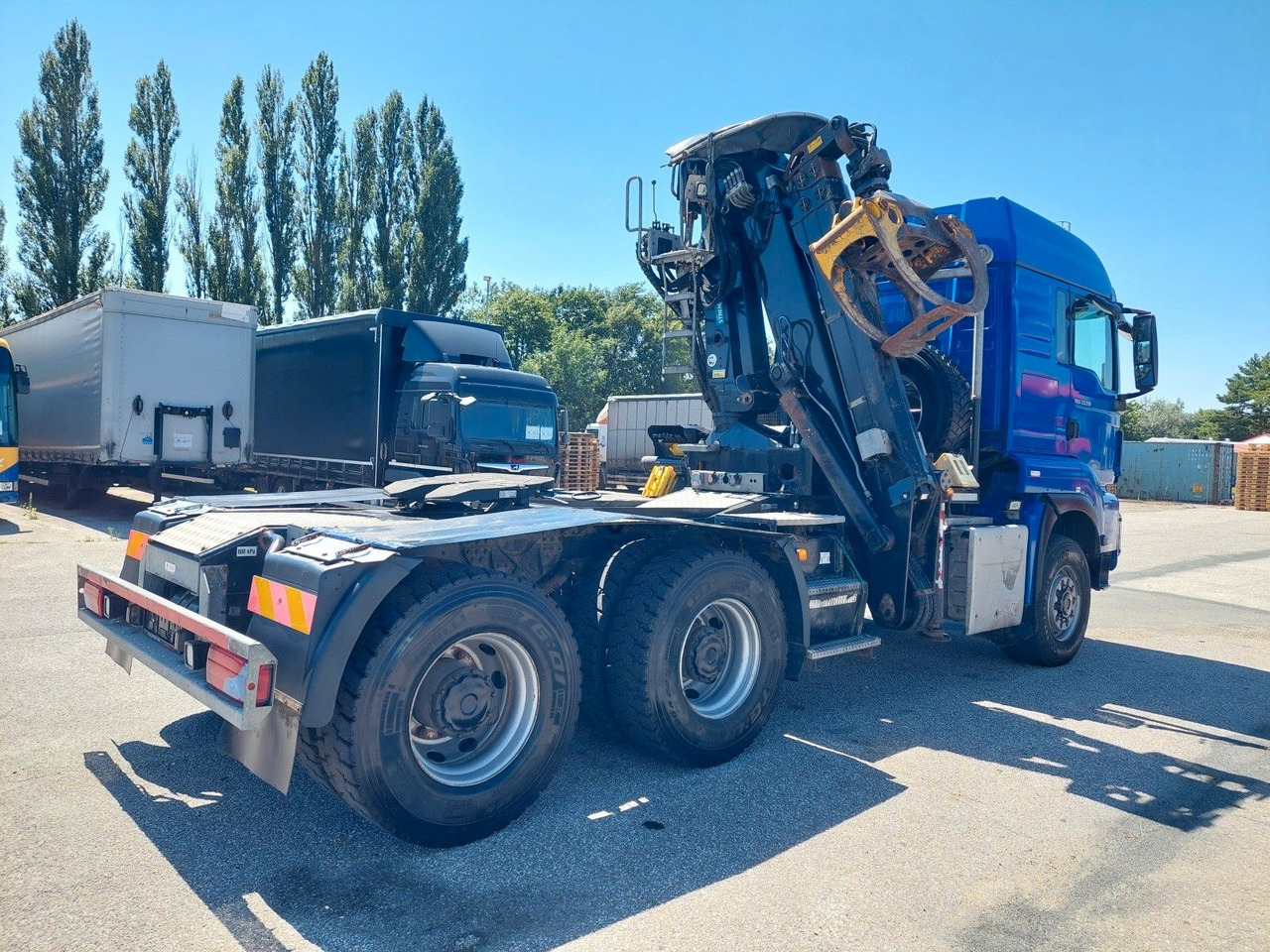 MAN TG3 33.510 6X6 BL KRAN LANGHOLZ Kesla 2117ZT94 - Tahač: obrázek 4 MAN TG3 33.510 6X6 BL KRAN LANGHOLZ Kesla 2117ZT94 - Tahač: obrázek 4