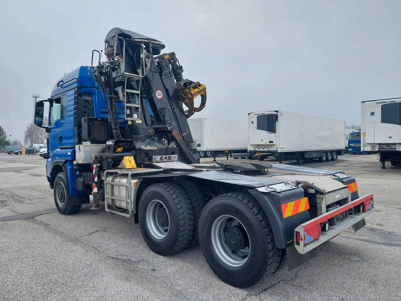 MAN TG3 33.510 6X6 BL KRAN LANGHOLZ Kesla 2117ZT94 - Tahač: obrázek 3 MAN TG3 33.510 6X6 BL KRAN LANGHOLZ Kesla 2117ZT94 - Tahač: obrázek 3