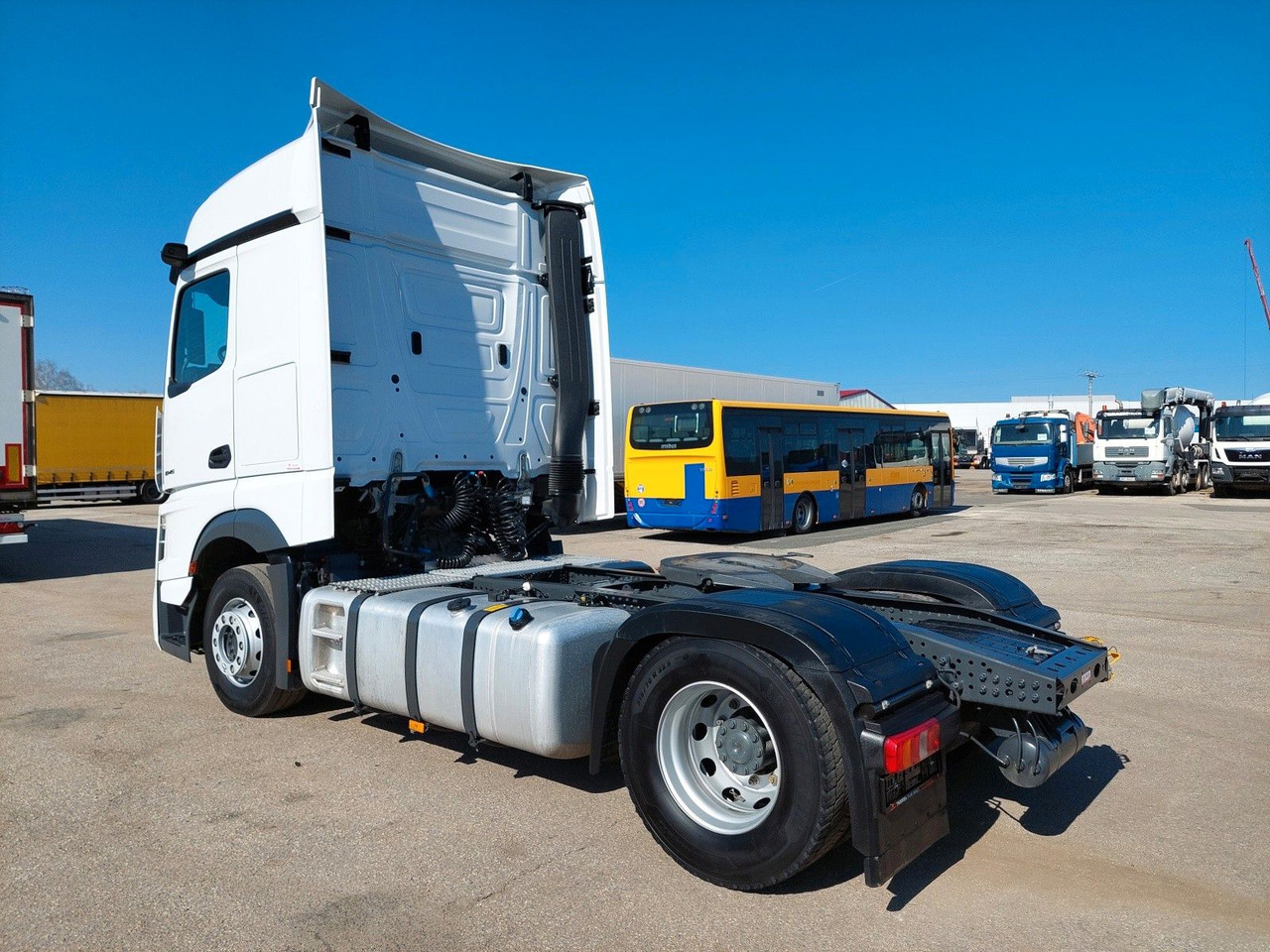 Mercedes-Benz Actros 5 1845 LS BigSpace 4x2 - Tahač: obrázek 3 Mercedes-Benz Actros 5 1845 LS BigSpace 4x2 - Tahač: obrázek 3