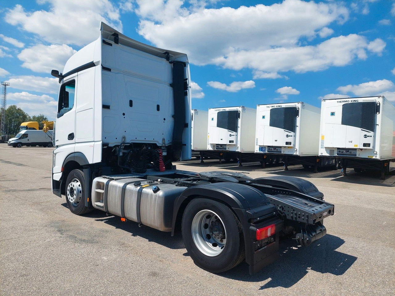Mercedes-Benz Actros 5 1845 LS BigSpace 4x2 - Tahač: obrázek 3 Mercedes-Benz Actros 5 1845 LS BigSpace 4x2 - Tahač: obrázek 3