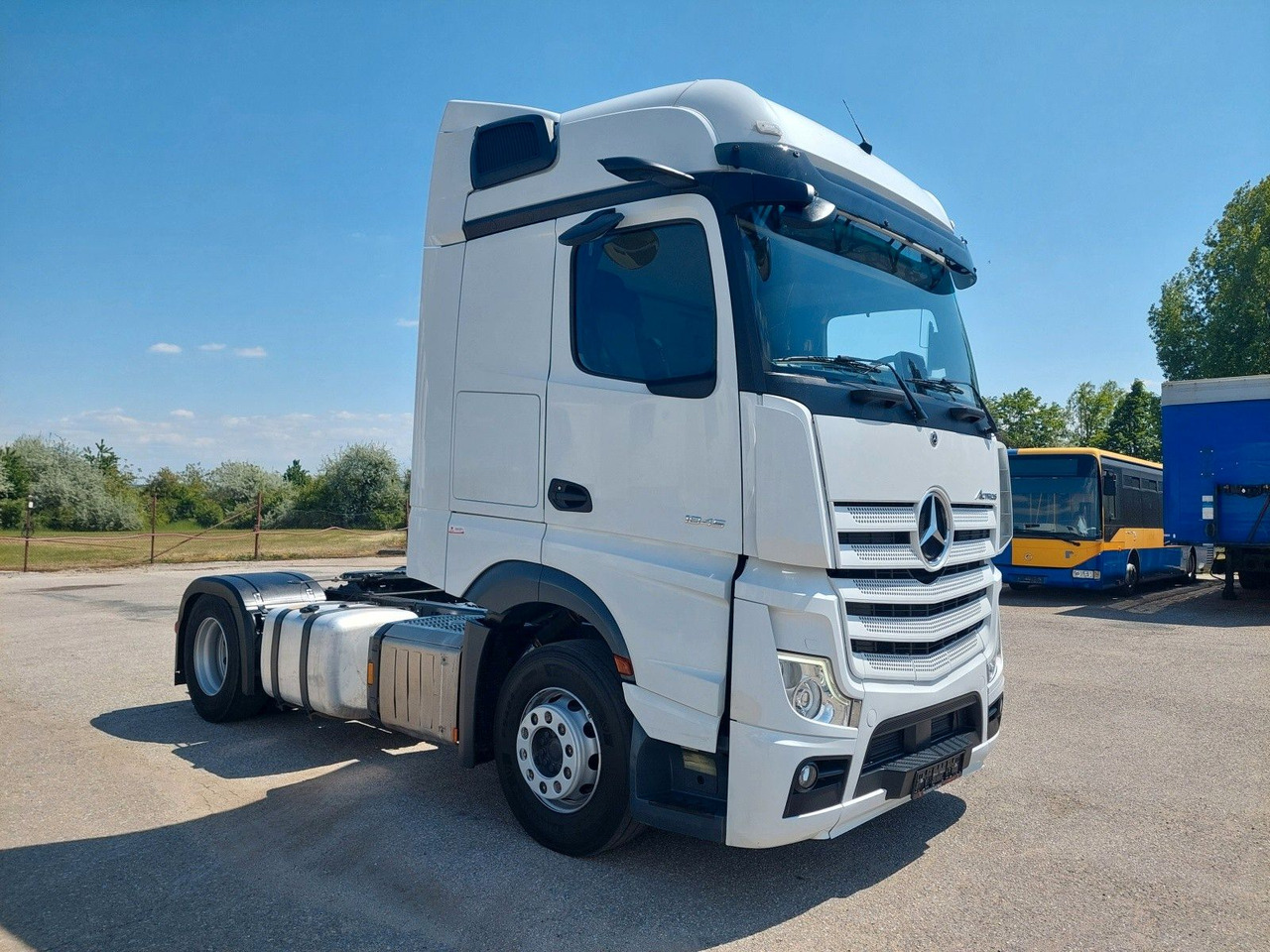 Mercedes-Benz Actros 5 1845 LS BigSpace 4x2 - Tahač: obrázek 2 Mercedes-Benz Actros 5 1845 LS BigSpace 4x2 - Tahač: obrázek 2