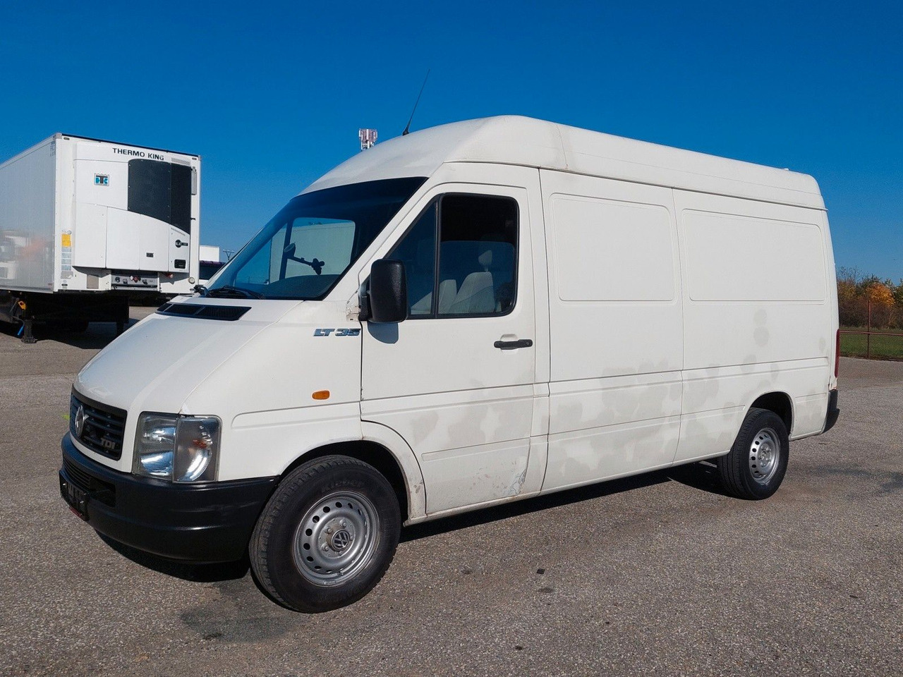 Volkswagen LT Kasten-Kombi 35 L2H2 Hochraum - Dodávka skřín: obrázek 1 Volkswagen LT Kasten-Kombi 35 L2H2 Hochraum - Dodávka skřín: obrázek 1