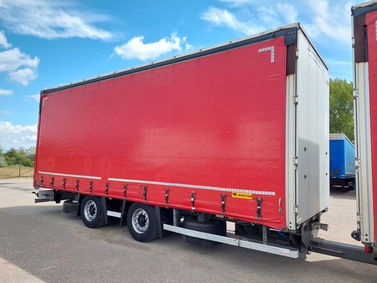 Wielton PC2K tandem Durchbar - Plachtový přívěs: obrázek 2 Wielton PC2K tandem Durchbar - Plachtový přívěs: obrázek 2