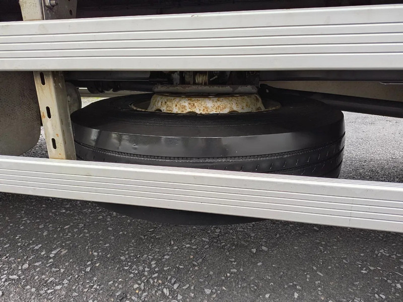 Skříňový nákladní auto DAF CF 65.220 CASE - D'HOLLANDIA 2000 KG - 269200 KM: obrázek 15 Skříňový nákladní auto DAF CF 65.220 CASE - D'HOLLANDIA 2000 KG - 269200 KM: obrázek 15