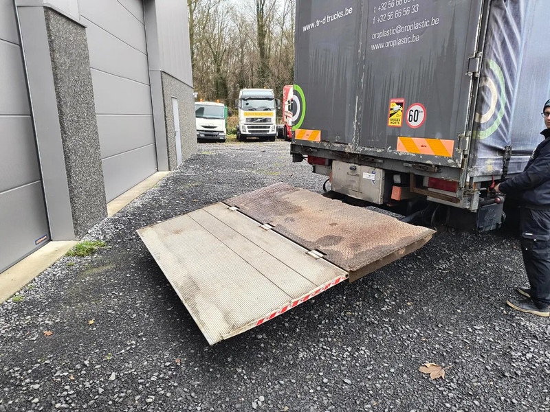 Plachtový nákladní auto DAF CF 75.310 RETARDER - D'HOLLANDIA 2500 KG - EURO 5: obrázek 15