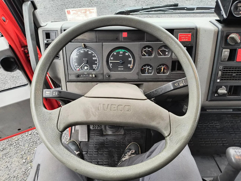 Hasičský vůz Iveco Eurocargo 38 025 KM (!) - LIGHT TOWER - GENERATOR - 525L TANK: obrázek 10