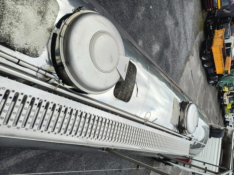 Cisternový návěs pro dopravu mléka MAISONNEUVE 25000L INSULATED INOX TANK - 2 COMP - PUMP: obrázek 13