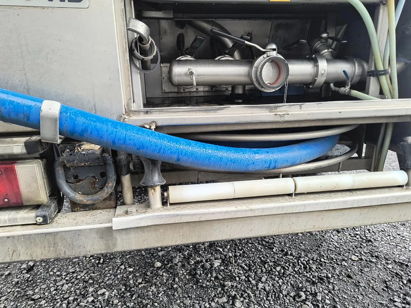 Cisternový návěs pro dopravu mléka MAISONNEUVE 29000L INSULATED INOX TANK - PUMP - SAMPLE: obrázek 9